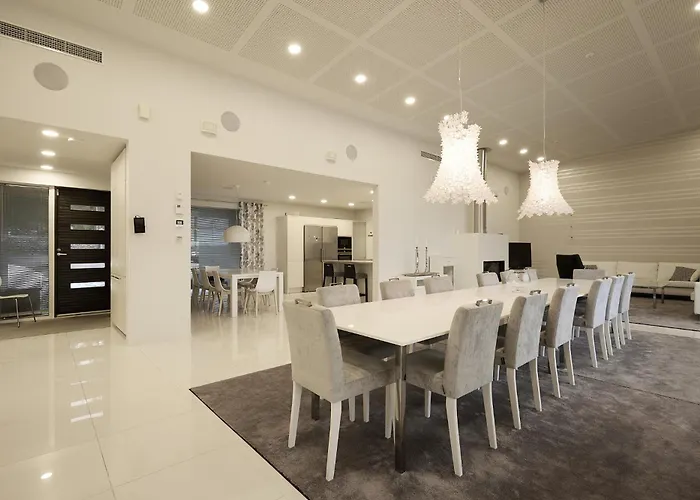 Platinum Swing A - 2br With Panorama Views דירה נאנטלי